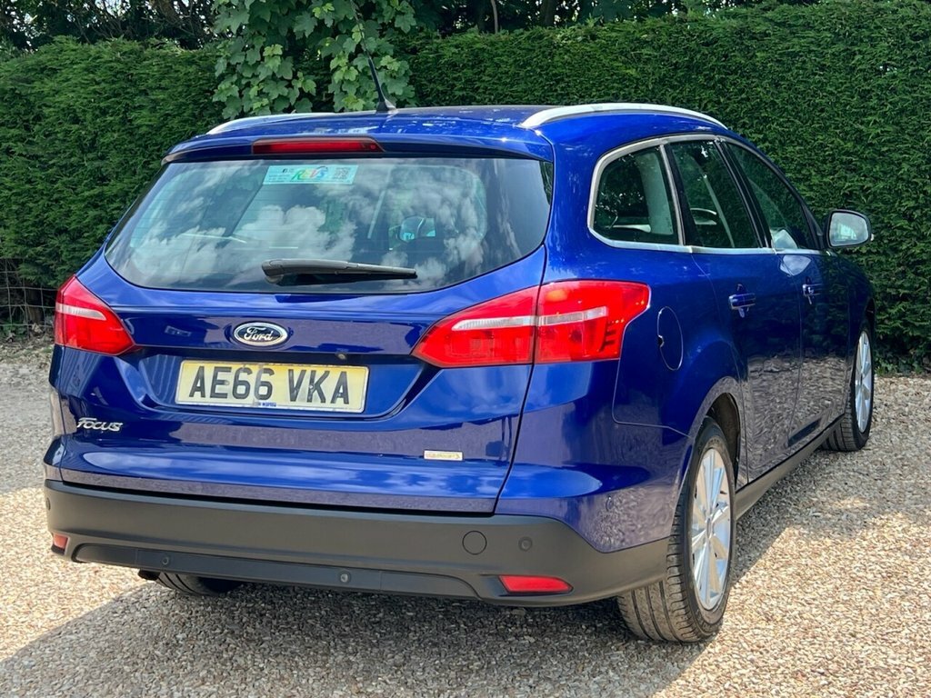 Ford Focus 1L Titanium AE66VKA Blue #6