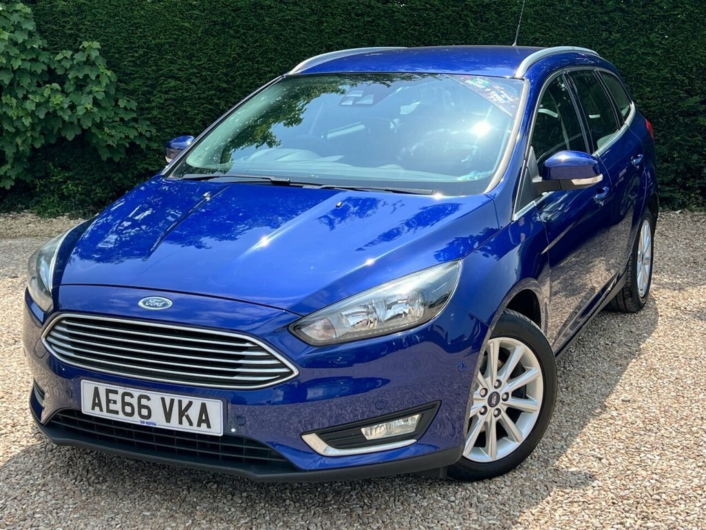 Ford Focus 1L Titanium AE66VKA Blue #2