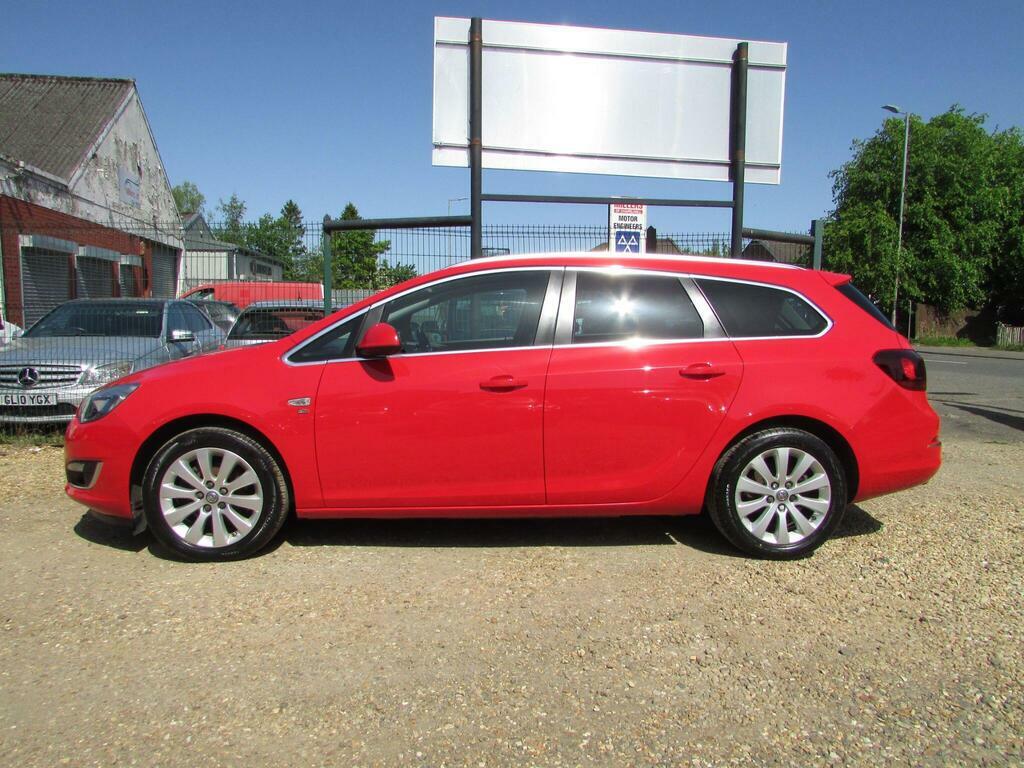 Vauxhall Astra 2.0 Cdti Elite Sports Tourer Euro 5 S S SW64CZZ Red #5
