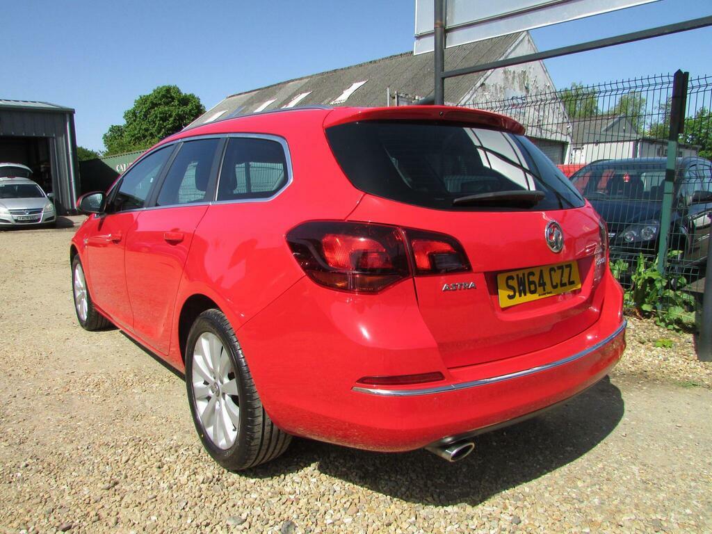 Vauxhall Astra 2.0 Cdti Elite Sports Tourer Euro 5 S S SW64CZZ Red #4