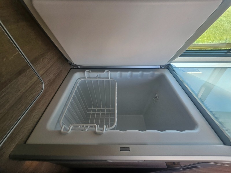 Volkswagen California Surf Tdi WH23BNB Blue #2