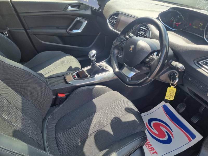 Peugeot 308 1.5 Bluehdi 130 Allure - 2019 19 EN19HRF Black #5