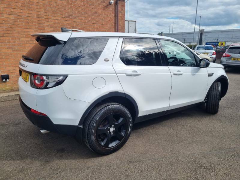 Land Rover Discovery Sport 2.0 Td4 Pure 5 Seat - 2017 67 YD67EOC White #6