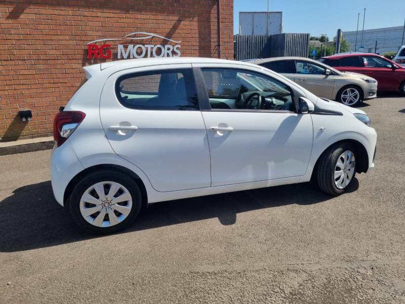 Peugeot 108 1.0 72 Active - 2018 68 MT68NKR White #2