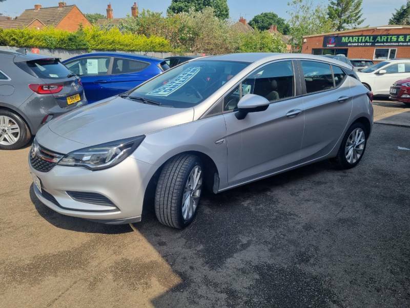 Vauxhall Astra 1.4I 16V Design - 2017 67 DV67UZJ Silver #6