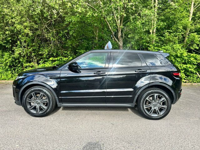 Land Rover Range Rover Evoque Suv AV68FJP Black #2