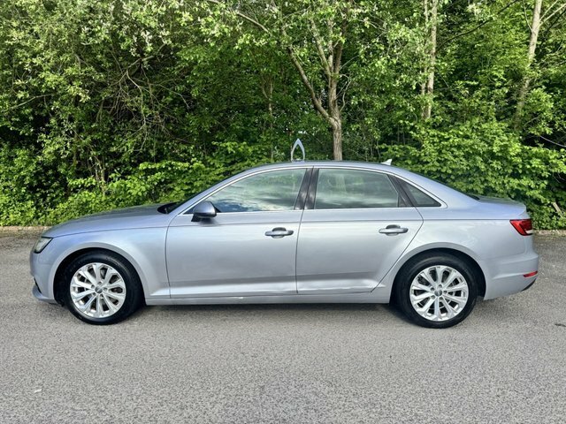 Audi A4 Saloon AJ16YVW Silver #2