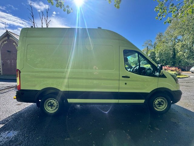 Ford Transit Custom Mpv LD18BEJ White #4