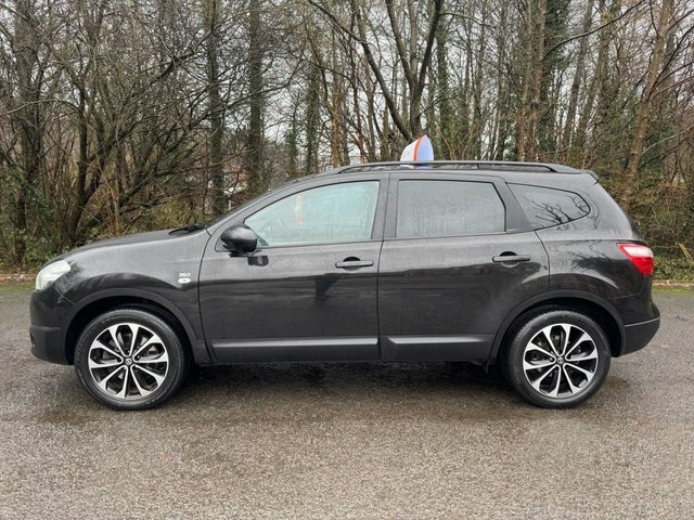 Nissan Qashqai+2 Suv Black #2
