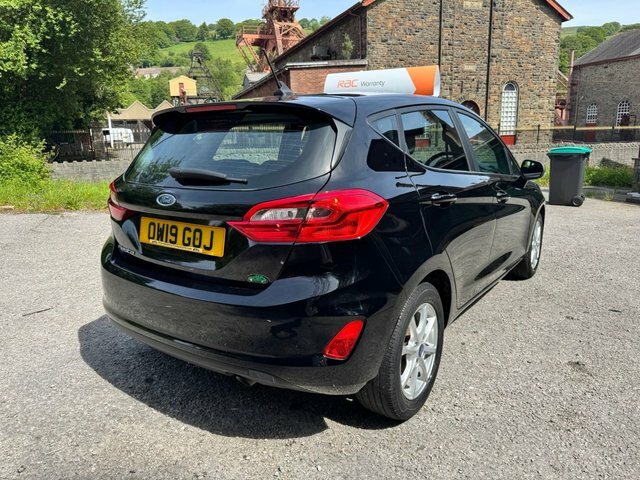 Ford Fiesta Hatchback OW19GOJ Black #4