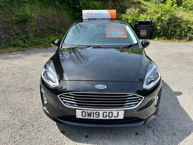 Ford Fiesta Hatchback OW19GOJ Black #6