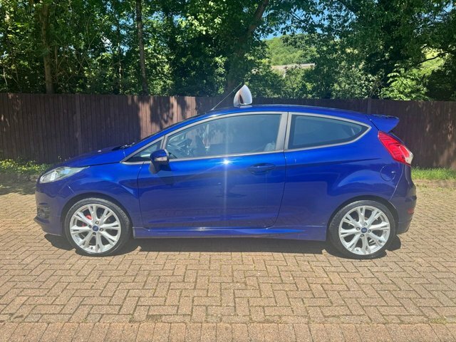 Ford Fiesta Hatchback RO63JYB Blue #2