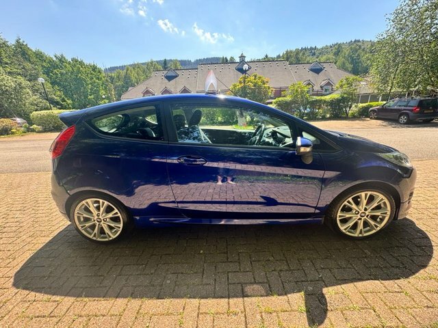 Ford Fiesta Hatchback RO63JYB Blue #3