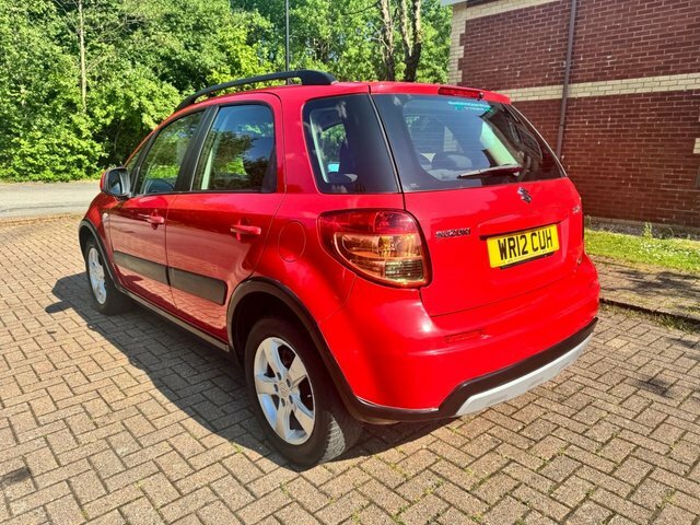 Suzuki SX4 Suv Red #3
