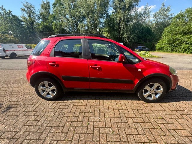Suzuki SX4 Suv Red #5