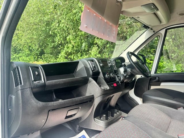 Citroen Relay 2018 68 2.0 White #11