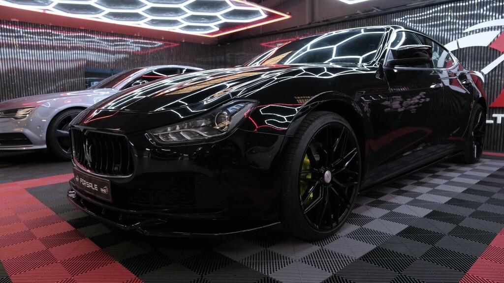 Maserati Ghibli Saloon 3.0 D V6 201616 Black