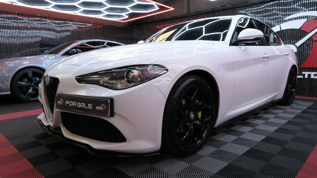 Alfa Romeo Giulia Saloon 2.2 2.2 Turbo 190Hp Speciale 20191 White