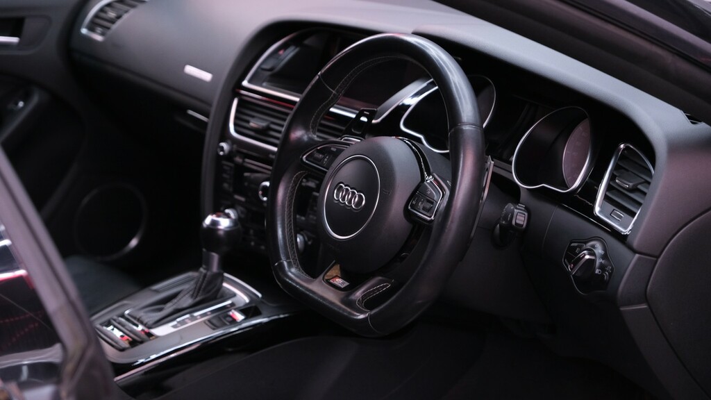 Audi S5 Hatchback 3.0 Tfsi V6 Black Edition 201565 Black #4