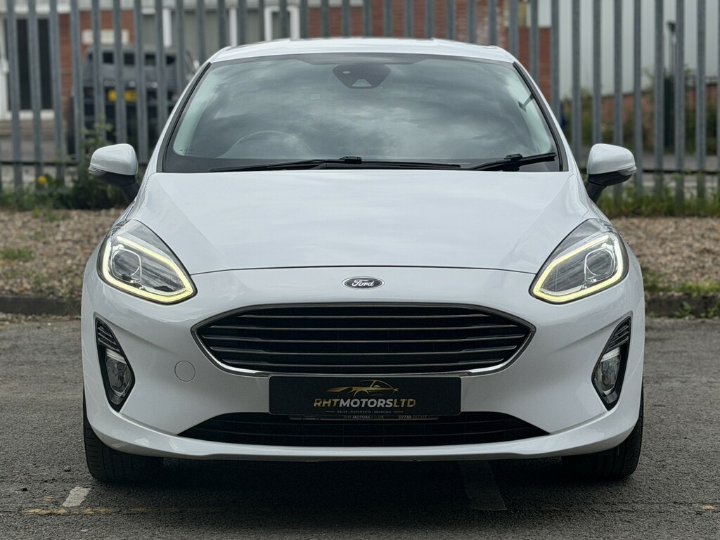 Ford Fiesta Hatchback 1.5 Tdci Titanium 201969 GL69RKV White #3