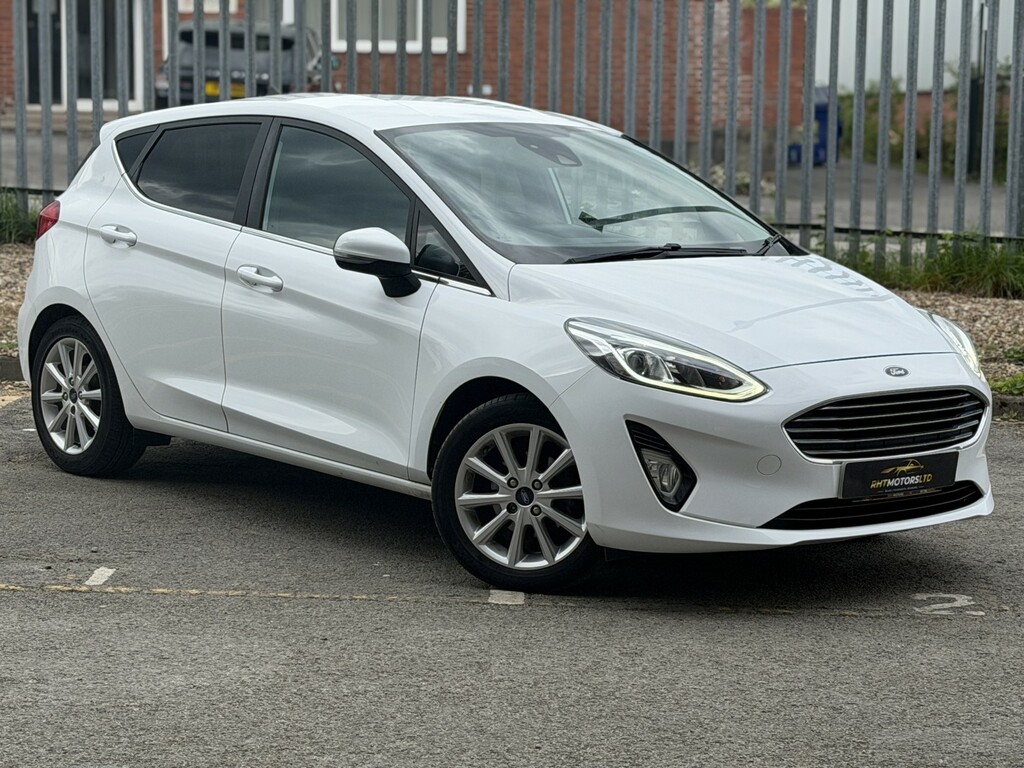 Ford Fiesta Hatchback 1.5 Tdci Titanium 201969 White