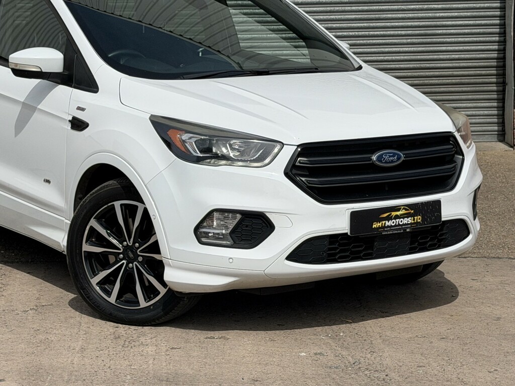 Ford Kuga Suv 2.0 Tdci Ecoblue St-line 201717 AY17NRN White #2