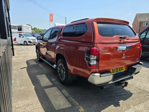 Mitsubishi L200 Di-d Barbarian Dcb DY21XXC Orange #3