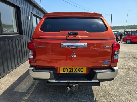Mitsubishi L200 Di-d Barbarian Dcb DY21XXC Orange #4