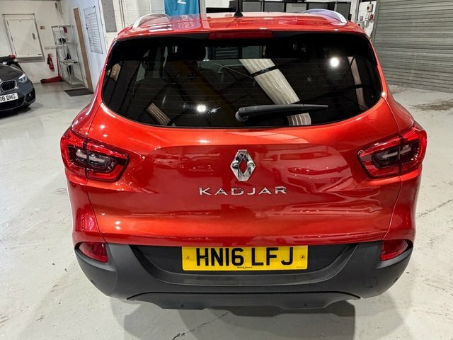Renault Kadjar 2016 1.6 Dci Dynamique S Nav Suv HN16LFJ Red #4