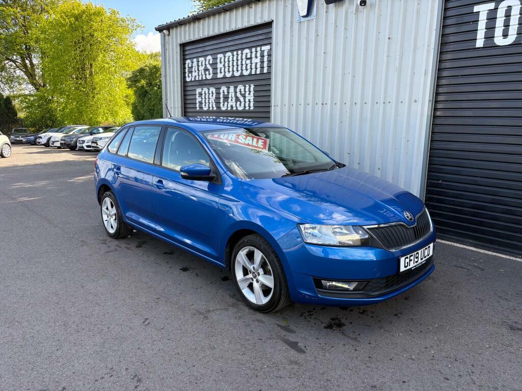 Skoda Rapid Spaceback Spaceback Se Sport Tsi Dsg White #1