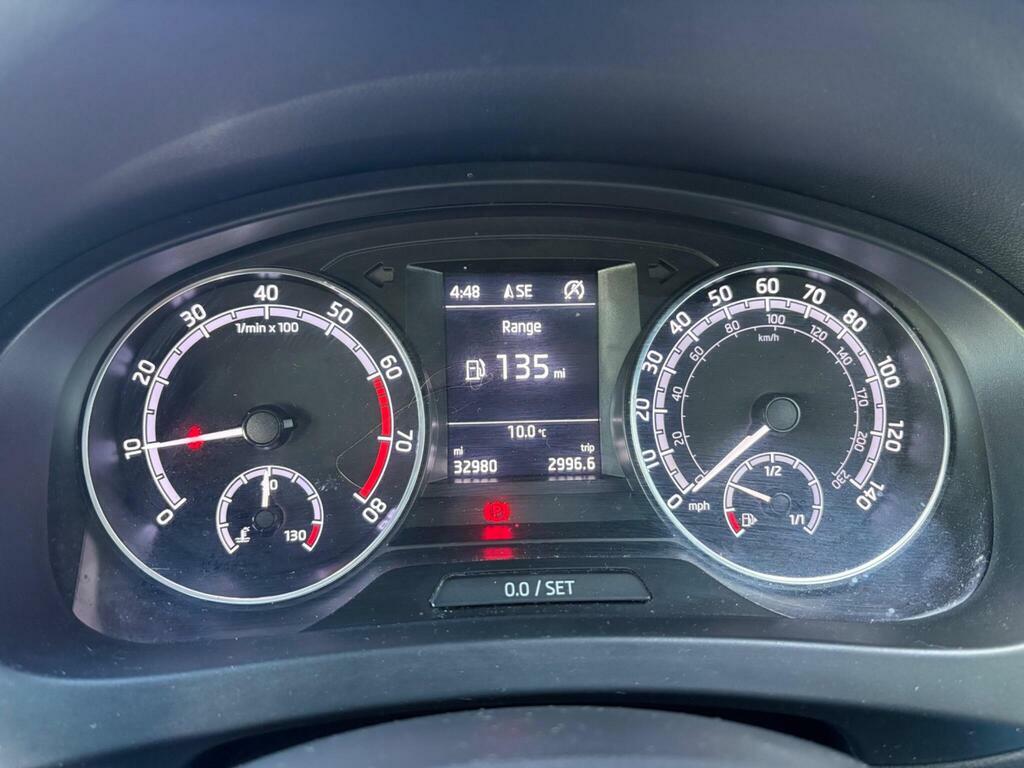 Skoda Rapid Spaceback Spaceback Se Sport Tsi Dsg White #9