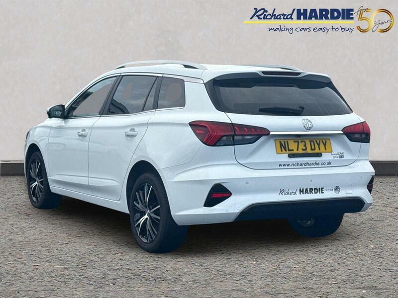 MG MG5 61.1Kwh Trophy Long Range White #2