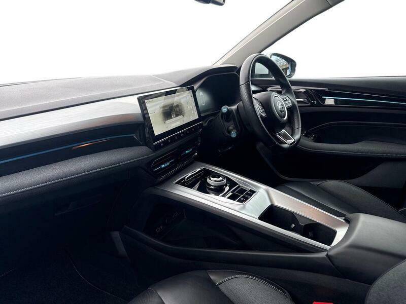 MG MG5 61.1Kwh Trophy Long Range White #3
