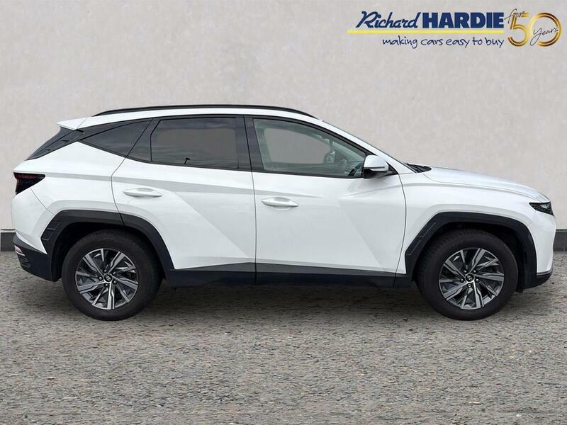 Hyundai Tucson 1.6 T-gdi Se Connect Euro 6 Ss NU71FHL White #4