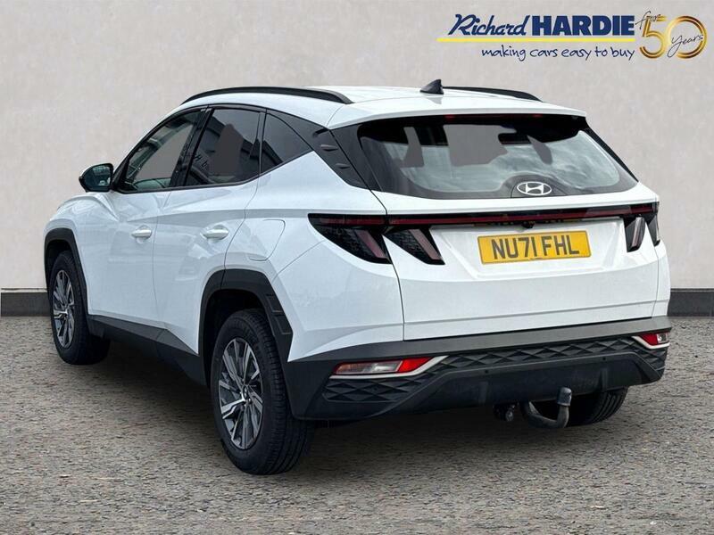 Hyundai Tucson 1.6 T-gdi Se Connect Euro 6 Ss NU71FHL White #2