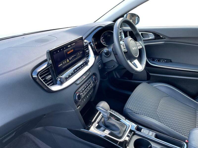 Kia Xceed 1.5 T-gdi 3 Dct Euro 6 Ss ND25UPH Silver #3