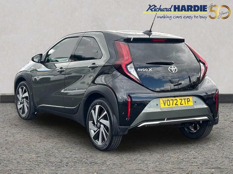 Toyota Aygo X 1.0 Vvt-i Exclusive X-shift Euro 6 Ss VO72ZTP Green #2