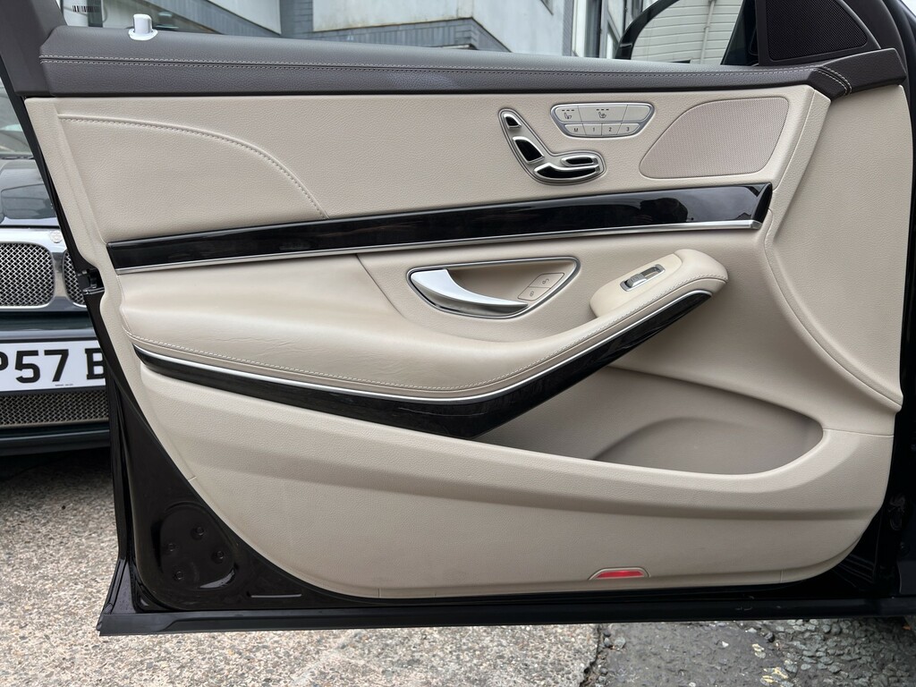 Mercedes-Benz Maybach S Class Maybach S600 Black #37