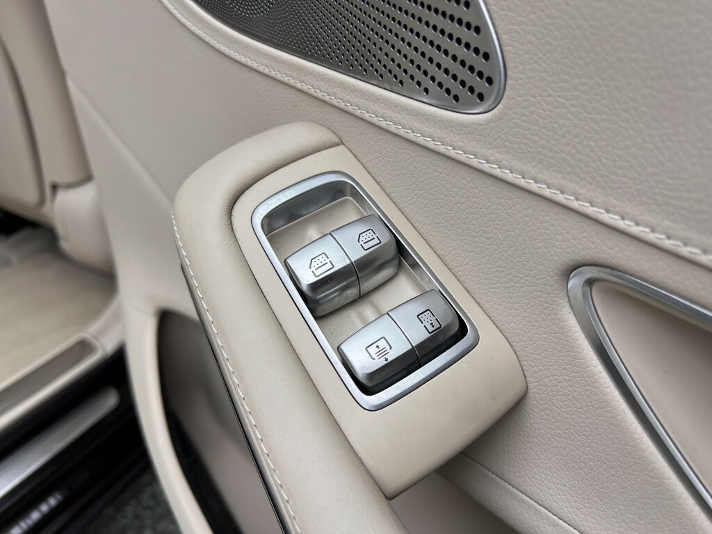 Mercedes-Benz Maybach S Class Maybach S600 Black #54