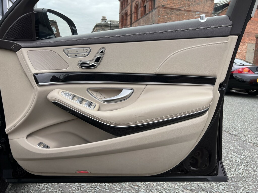 Mercedes-Benz Maybach S Class Maybach S600 Black #49