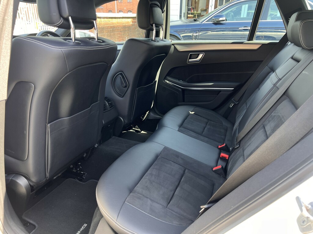 Mercedes-Benz E Class 2.1 E220 Cdi Amg Sport CX13OOH White #3
