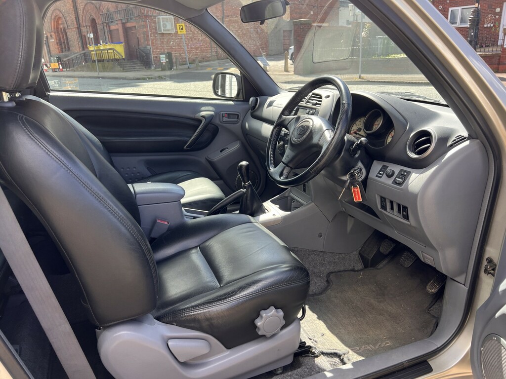 Toyota Rav 4 2.0 Vvt-i Nrg Beige #3