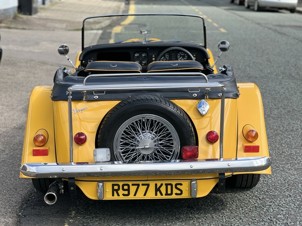 Morgan Plus Four 2.0 Four Seater Yellow #4