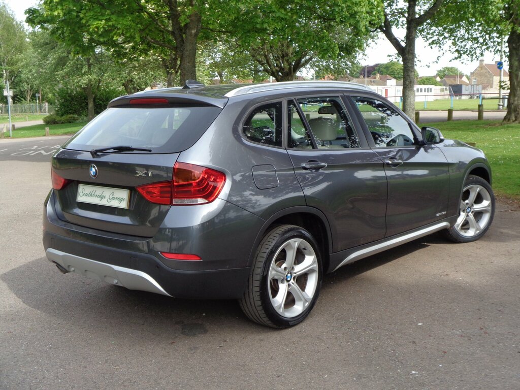 BMW X1 Sdrive 18D Xline 5-Door Grey #3