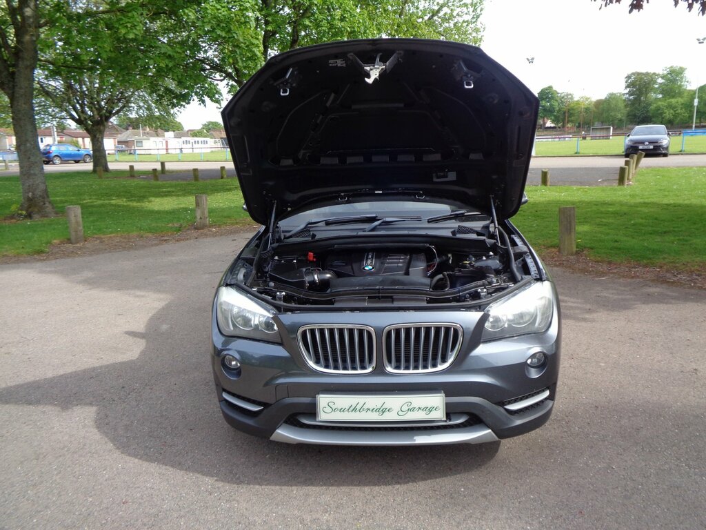 BMW X1 Sdrive 18D Xline 5-Door Grey #6
