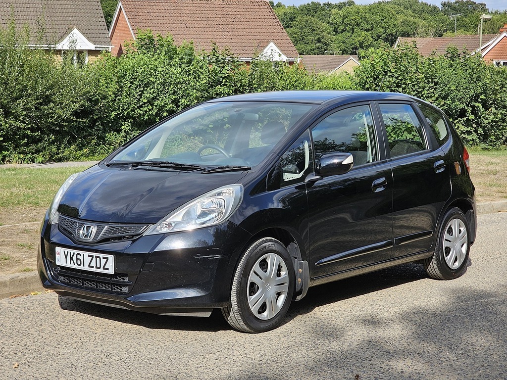 Honda Jazz I-vtec Es Black #4