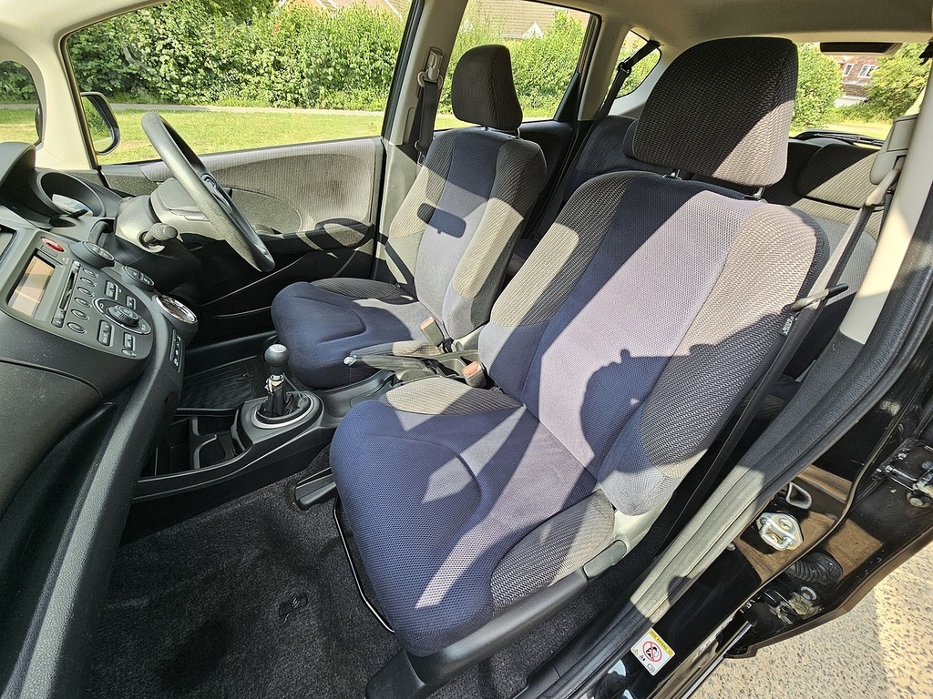 Honda Jazz I-vtec Es Black #5