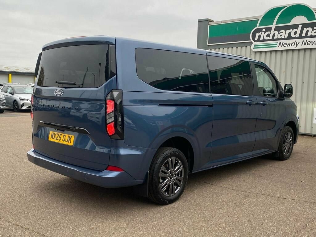 Ford Tourneo Custom 2025 2.0 320 Ecoblue Titanium Luxe Minibus Double Blue #4