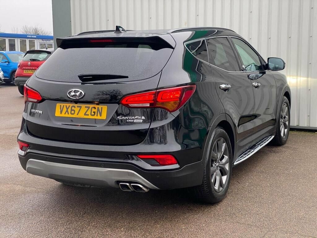 Hyundai Santa Fe 2017 2.2 Crdi Blue Drive Endurance Edition Suv Black #4
