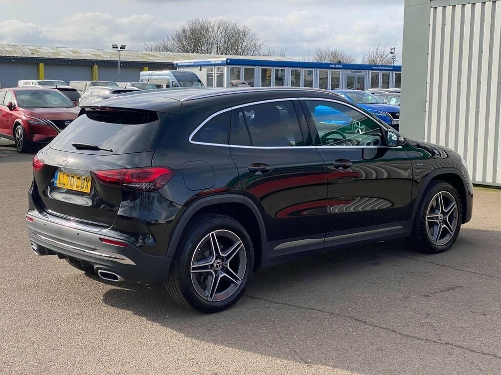 Mercedes-Benz GLA Class 2020 1.3 Gla250e 15.6Kwh Exclusive Edition Suv Black #4